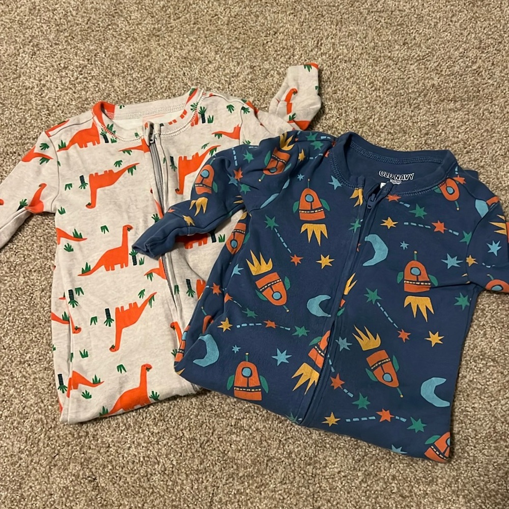 Old navy pajamas